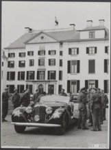 Elsevier photo collection. Prince Bernhard with his staff officers on the Loo, about to go to Wageningen for the signing