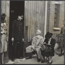 Elsevier photo collection. Food provision: Wageningen. This couple suffered a lot during the occupation. However, their