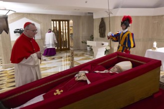 ITALY -    RITE OF THE CONSTATATION OF THE DEATH OF THE PONTIFF AT THE CHAPEL OF SANTA MARTA AT THE VATICAN  - 2025/4/21