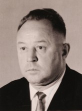 Feature: Paßfoto von Erich Mielke 08/04 thg DDR Deutsche Demokratische Republik Stasi Staatssicherheit Minister MfS Ber