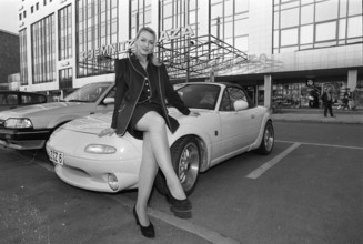 Miss Sachsen 24.03.1995, Chemnitz, Rathausstraße, Chemnitz Plaza, Ex-Miss Sachsen 1990/ 91 Evelyn Schiedlatzek aus Zwick