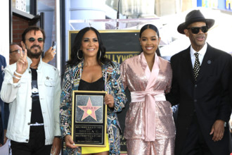 Ringo Starr, Sheila E., H.E.R. und Jimmy Jam bei der Zeremonie zur Verleihung von einem Stern an Seila E. auf dem Hollyw