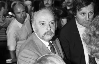 Konrad Kujau (Maler) 08/84 chol Konrad Kujau im August 1984 während des Stern-Prozesses vor der 11. Großen Strafkammer d
