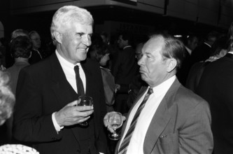 Bildnummer: 56626847  Datum: 01.09.1985  Copyright: imago/teutopress
Peter Boenisch (li.),