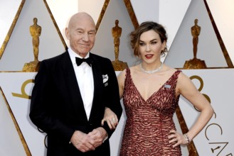Patrick Stewart mit Gattin Sunny Ozell bei der Oscar Verleihung 2018 90th Annual Academy Awards im