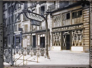 RECORD DATE NOT STATED Paris (11th arr.), France The Metro Station Parmentier serving as a refuge, avenue Parmentier , (