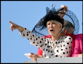 Image Â¬Â 02/06/2018. Epsom, United Kingdom. Investec Derby Festival-Derby Day. Dame Helen Mirren Watching the Derby on