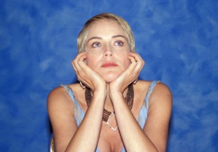 RECORD DATE NOT STATED  SHARON STONE Ref: AW headshot, portrait, necklace, jewellery Los Angeles United States Copyright