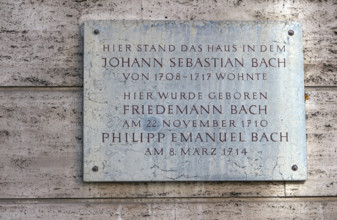 Plakette am Geburtshaus von Bach in Weimar Plakette am Geburtshaus von Bach in Weimar Copyright: xZoonar.com/VolkerxRauc