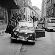 Die madagassische Popband Les Surfs mit Ranka Rindgenthy Deutschland 1960er Jahre Madagascan pop b