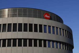 Wetzlar,Hessen;Deutschland 04.06.2023 Das Hauptgebäude der Firma Leica im Ernst-Leitz Park in Wetzlar Photo:Norbert Schm