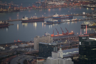 Cape town, CBD and harbour