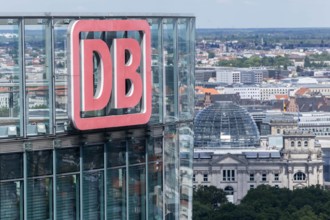 Das Logo der Deutschen Bahn / DB