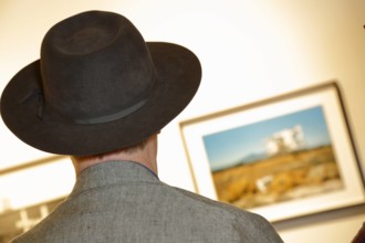 Wim Wenders, 75. Geburtstag am 14. August Wim WENDERS Ausstellungseröffnung Frühe Photographien 1963-1983 und Retrospekt