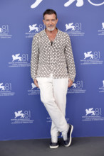 Antonio Banderas beim Photocall zum Kinofilm Babygirl auf der Biennale di Venezia 2024 / 81. Internationale Filmfestspie