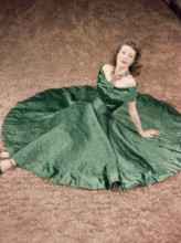 Loretta Young, circa 1945 File Reference 33962-415THA Hollywood CA USA PUBLICATIONxINxGERxSUIxAUTxONLY Copyright: xCinem