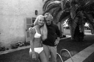 Eliette von Karajan et Herbert von Karajan dans leur propriété familiale à St. Tropez.
29 août