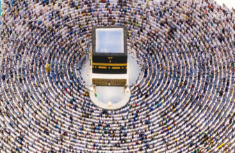 The Muslim hasty pilgrims perform the farewell tawaf around Kaaba, the holiest site in Islam