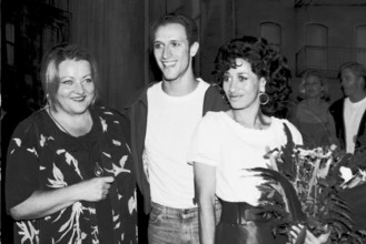 Archiv Marianne Saegebrecht Schauspielerin mit Kuenstler Muenchen 1994 Archiv Motive Marianne Saegebrecht-Theater Schaus