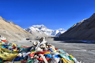 Photographed at Mount Everest Base Camp, Dingri County, Xigaze Region, Tibet Autonomous Region PUBLICATIONxNOTxINxCHN 1