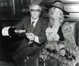 Peter Sellers and wife Miranda Quarry, 1970. PUBLICATIONxINxGERxSUIxAUTxONLY Copyright: xRoyxCummingsx 1206_007