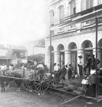 USA: The 1900 Galveston Hurricane. Galveston flood, Sept., 1900--Commissary Department , 1900 The Hurricane of 1900 made