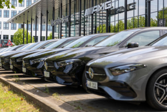 Unternehmen in Nürnberg Das Mercedes-Autohaus in Nürnberg, dessen Zukunft ungewiss ist, da Mercedes-Benz Anfang des Jahr