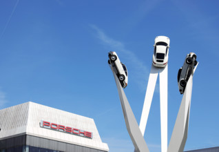 04.05.2023, Deutschland, Baden-Württemberg, Stuttgart, Autohersteller, Porsche, PKW, Kraftfahrzeuge, Autos, Porsche-Muse
