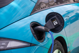Hyundai an einer Ladestation *** Hyundai at a charging station Copyright: xUdoxHerrmannx