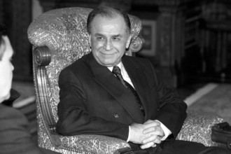 Bildnummer: 53958165  Datum: 12.04.1996  Copyright: imago/sepp spiegl
Staatspräsident Ion Iliescu