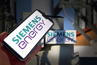 FOTOMONTAGE. Themenfoto Siemens Energy Logo am Umspannwerk Landsham *** PHOTOMONTAGE Theme photo Siemens Energy logo at