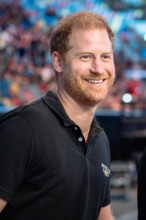 Invictus Games 2023 in Duesseldorf Prinz Harry, Duke of Sussex im Portrait bei seinem Besuch der Spiele im Rollstuhl Bas