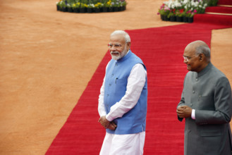 NEW DELHI, INDIA - FEBRUARY 27: Prime Minister Narendra Modi and President Ram Nath Kovind during the ceremonial recept