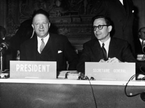 RECORD DATE NOT STATED OEEC Favors Continuation of European Payments Union. Photographs of Marshall Plan Programs, Exhib