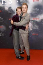 Felix Kammerer, Albrecht Schuch bei der Premiere vom neuen Netflix-Film Im Westen Nichts Neues am