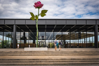 Berlin Tiergarten; Kulturforum Neue Nationalgalerie; Werkschau Isa Genzken aus Anlass ihres 75. Geburtstag, nur redaktio