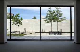 05.06.2021, Berlin - Deutschland. Die Neue Nationalgalerie ist vorab für ein paar Tage ohne Ausstellung geöffnet, es gib
