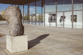 Installation vor der Neuen Nationalgalerie in Berlin Berlin