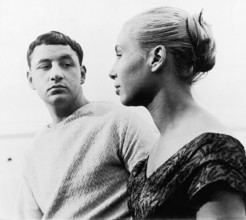 Philippe Noiret, Silvia Monfort Elle Silvia Monfort and Lui Philippe Noiret go to a small fishing