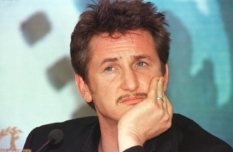 20/ BERLINALE 99: Sean Penn, Darsteller bei The Thin Red Line , Schauspieler, Hollywoodschauspieler, Hollywoodstar, Star