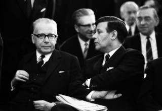 Die Bundesversammlung waehlte Gustav Heinemann ) SPD) 1969 DEU, Deutschland, Berlin: Die Bundesversammlung waehlte am 5.