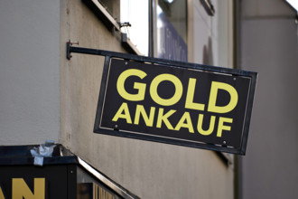 Stuttgart, Baden-Württemberg, Germany - January 23, 2025: A sign with the inscription: Gold Ankauf, indicates a store th