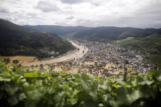 News Bilder des Tages In der Eifel haben heftige Regenfälle und Dauerregen für Überschwemmungen und Überflutungen gesorg