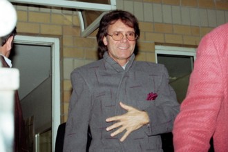 Bildnummer: 50100731  Datum: 15.12.1995  Copyright: imago/Scherf
Sänger Cliff Richard (GBR) ,