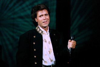 Bildnummer: 50100530  Datum: 31.10.1993  Copyright: imago/Scherf
Sänger Cliff Richard (GBR),