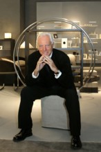 Designer Giorgio Armani (ITA) anlässlich der Eröffnung eines Emporio Armani Shops in München