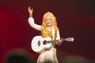 Dolly Parton live in der O2 World Berlin 06 07 2014 xC xBehringx xFuturexImage