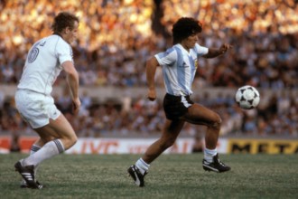 Bildnummer: 00964225  Datum: 01.01.1981  Copyright: imago/Thomas Zimmermann
Diego Armando Maradona