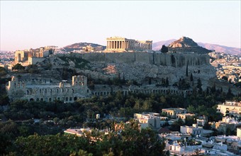 L'ACROPOLE  ET LE PANTHENON