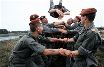 Army Parachutists France